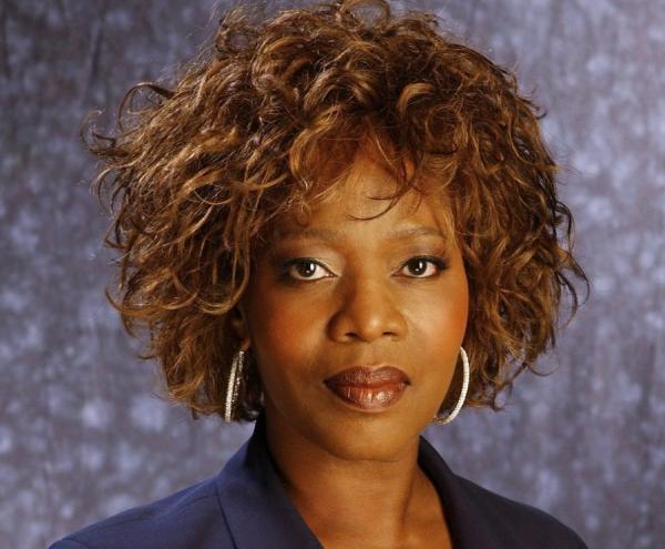 Alfre Woodard headshot