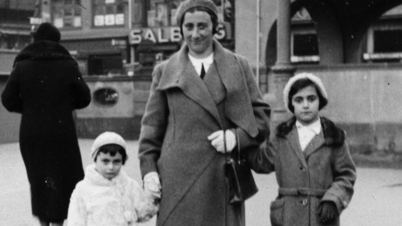 Anne Frank with Family