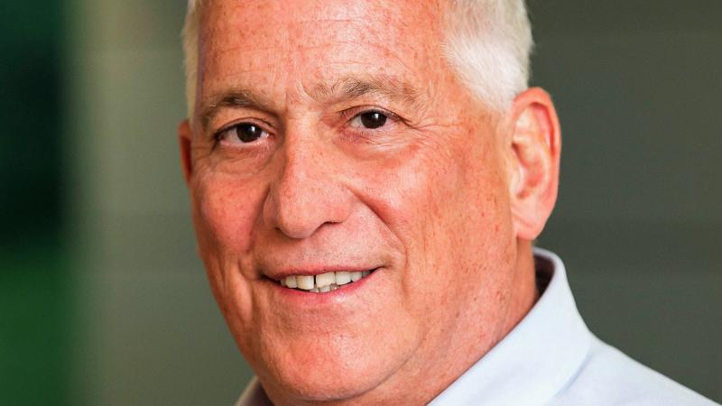 Walter Isaacson